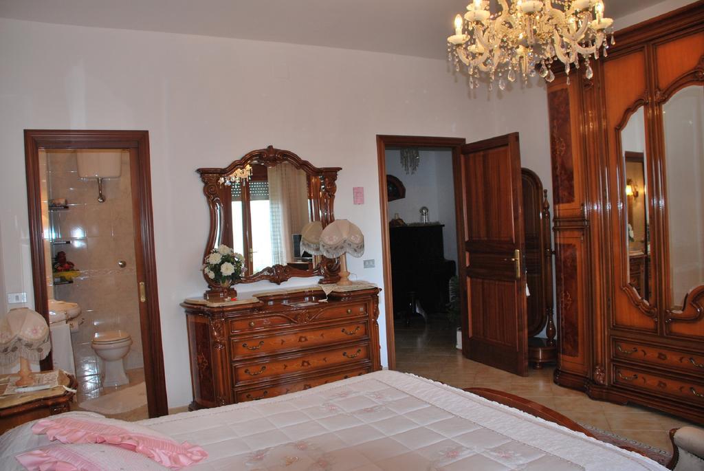 B&B La Rosa Antica Castro  Bagian luar foto