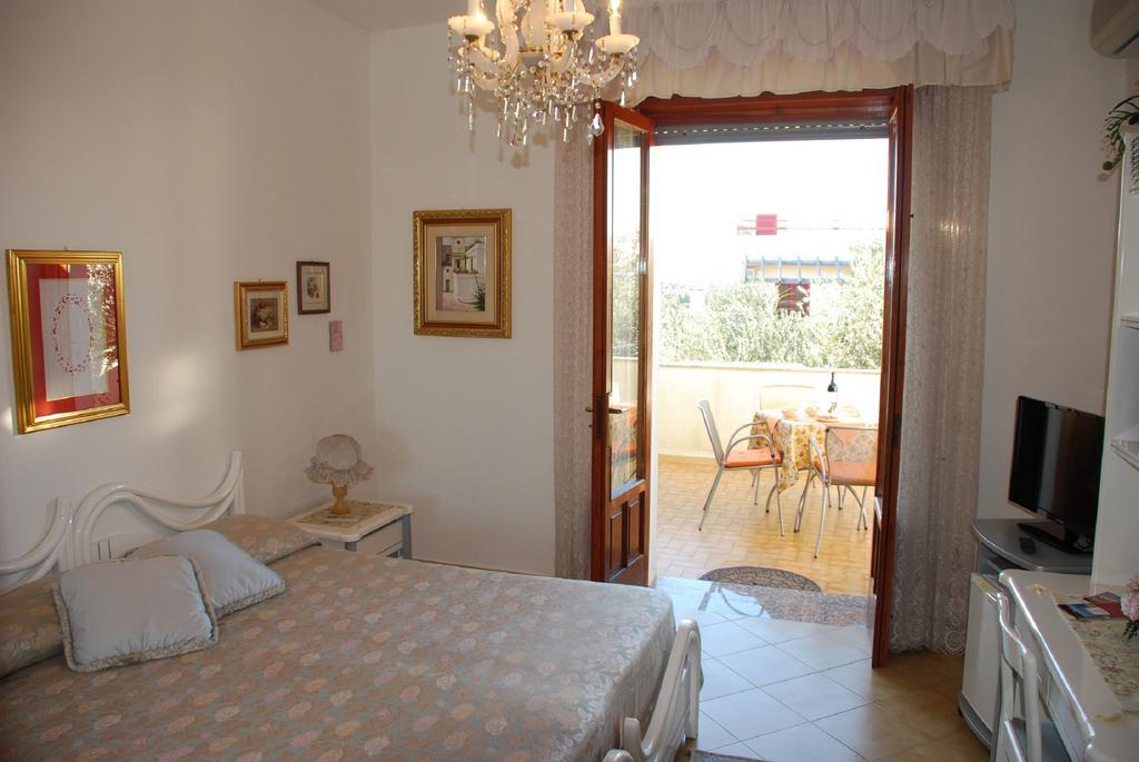 B&B La Rosa Antica Castro  Bagian luar foto