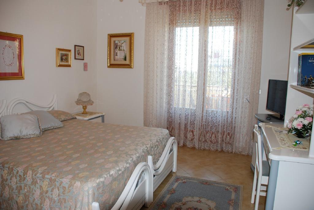 B&B La Rosa Antica Castro  Bagian luar foto