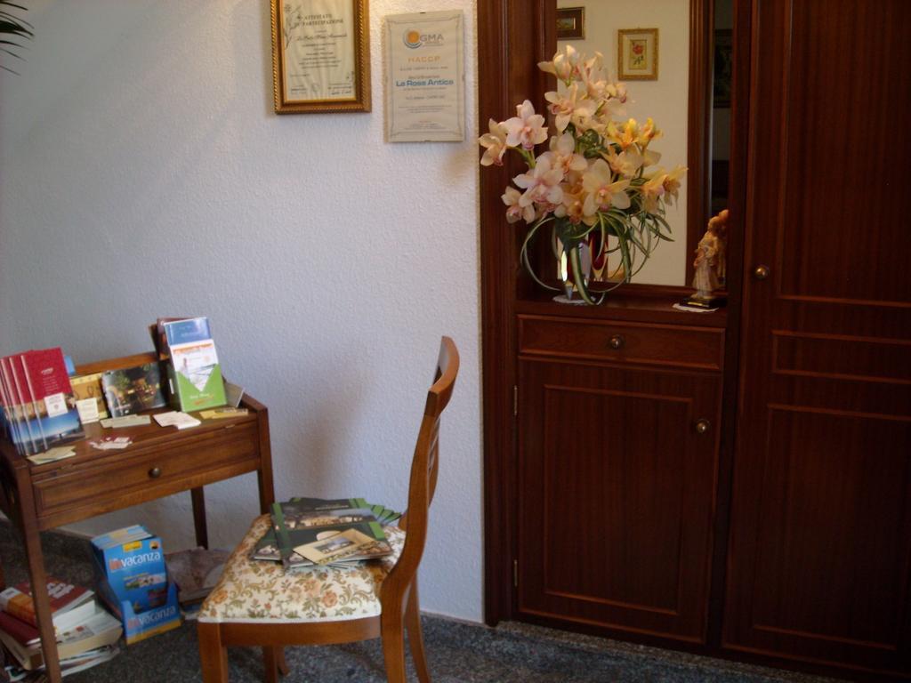B&B La Rosa Antica Castro  Bagian luar foto