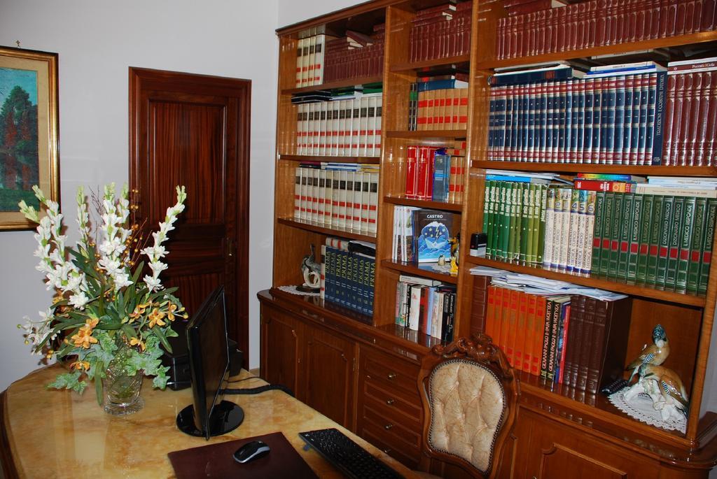 B&B La Rosa Antica Castro  Bagian luar foto
