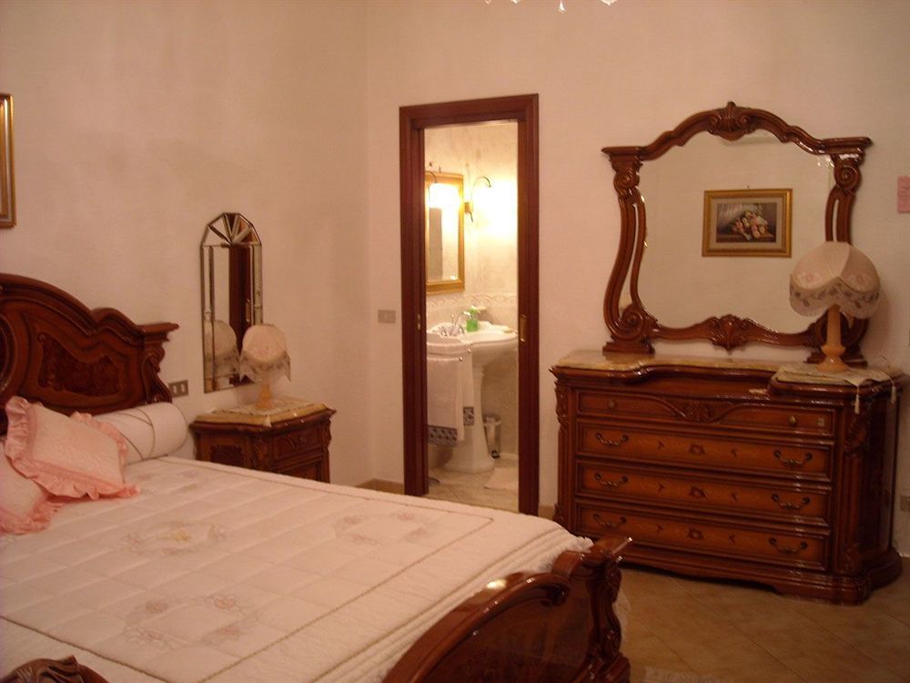 B&B La Rosa Antica Castro  Bagian luar foto