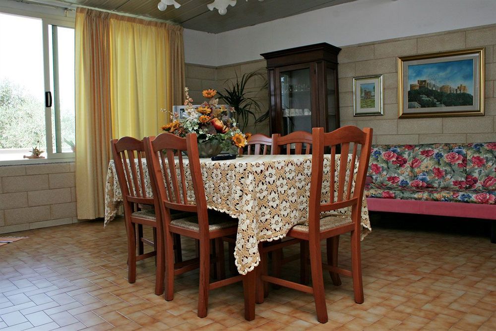 B&B La Rosa Antica Castro  Bagian luar foto
